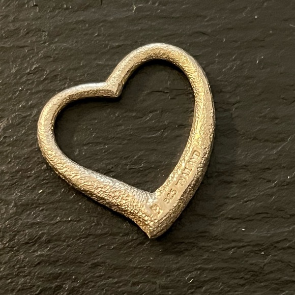 Sterling Silver Sandblasted Open Heart Pendant Marked 925 - Picture 8 of 12